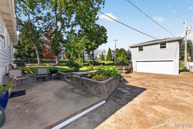1178 Margaret Lane, St Louis, MO 63132