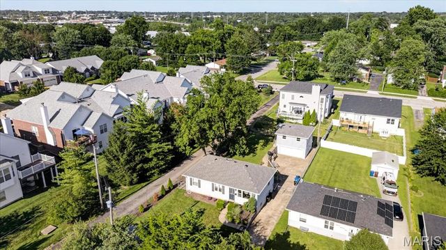 1178 Margaret Lane, St Louis, MO 63132