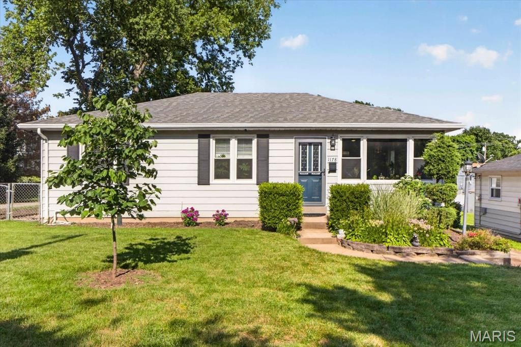 1178 Margaret Lane, St Louis, MO 63132