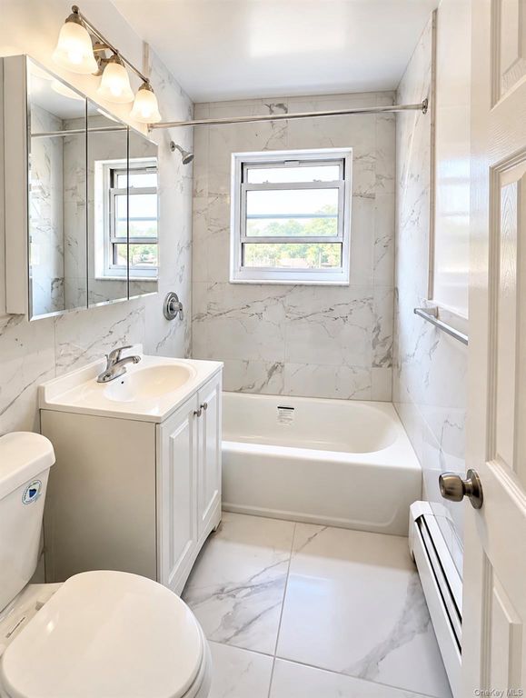 14944 Melbourne Avenue A, Flushing, NY 11367 — photo 3