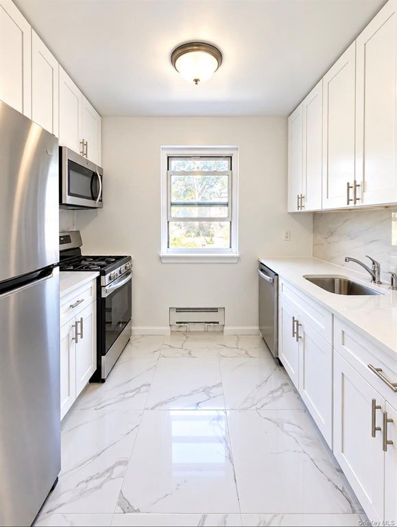 14944 Melbourne Avenue A, Flushing, NY 11367 — photo 4