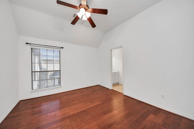 1807 Ravenel Lane, Sugar Land, TX 77479