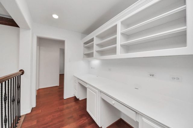 1807 Ravenel Lane, Sugar Land, TX 77479