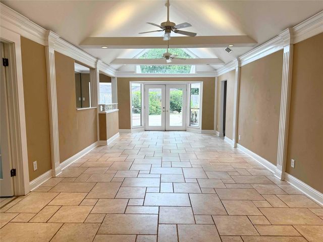 5611 Portal Drive, Houston, TX 77096