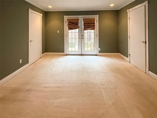 5611 Portal Drive, Houston, TX 77096