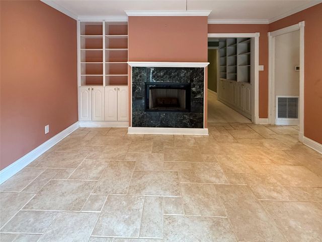 5611 Portal Drive, Houston, TX 77096