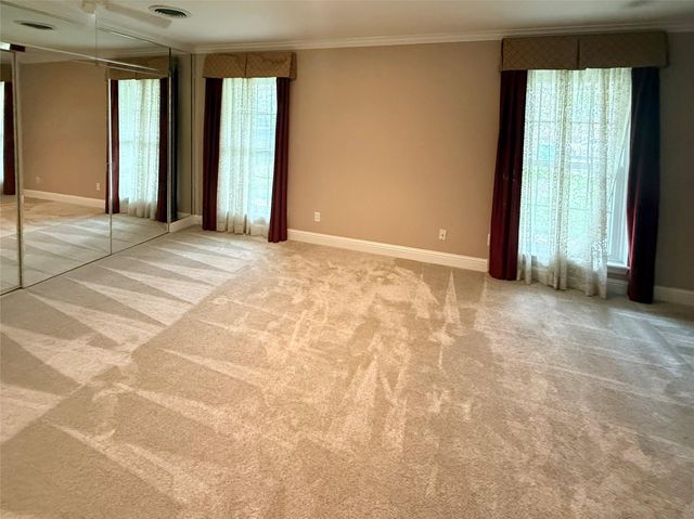 5611 Portal Drive, Houston, TX 77096