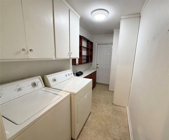 5611 Portal Drive, Houston, TX 77096