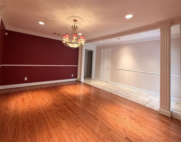 5611 Portal Drive, Houston, TX 77096