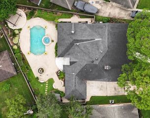 5611 Portal Drive, Houston, TX 77096