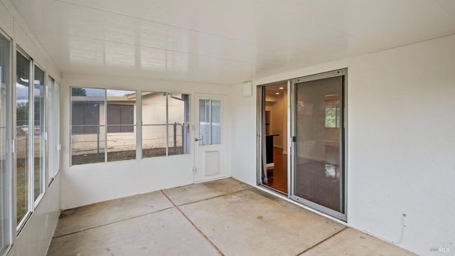 128 Lassen Cir, Vacaville, CA 95687