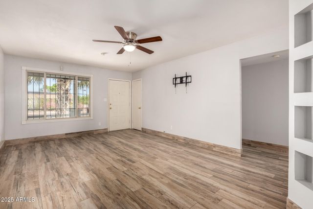 307 W SANTA CRUZ Drive, Tempe, AZ 85282