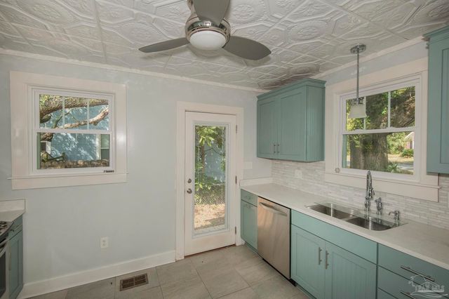 2019 N 17th Ave, Pensacola, FL 32503