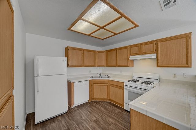 9470 Peace Way 238, Las Vegas, NV 89147
