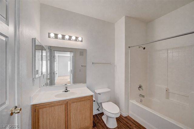 9470 Peace Way 238, Las Vegas, NV 89147