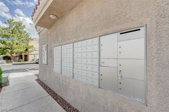 9470 Peace Way 238, Las Vegas, NV 89147