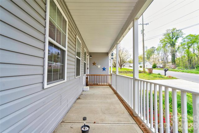 208 N Poston Street, Shelby, NC 28150