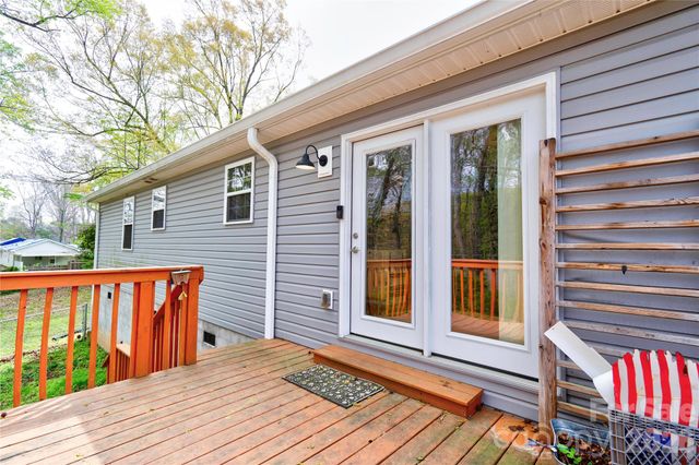 208 N Poston Street, Shelby, NC 28150