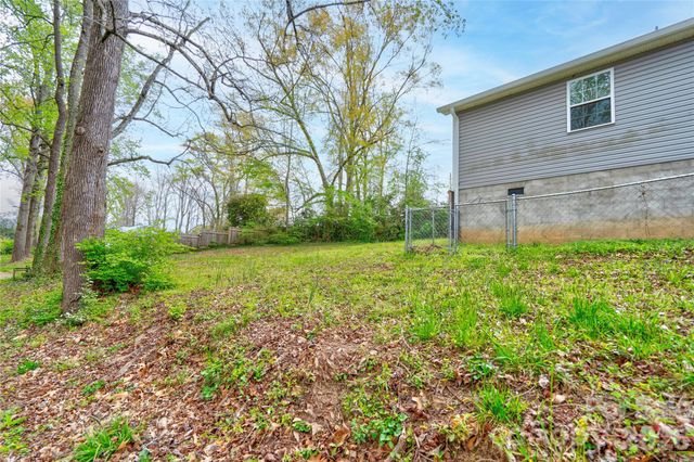 208 N Poston Street, Shelby, NC 28150
