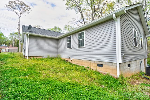 208 N Poston Street, Shelby, NC 28150