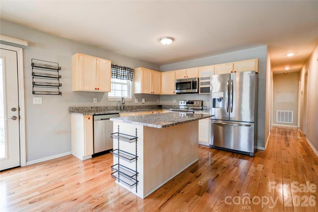 208 N Poston Street, Shelby, NC 28150