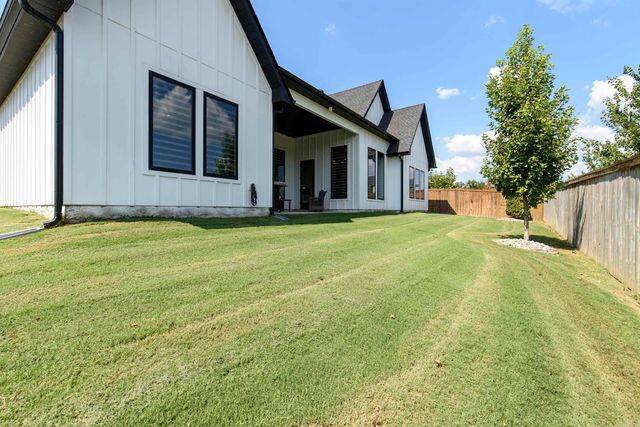 7412 Northwood Drive, Benton, AR 72019