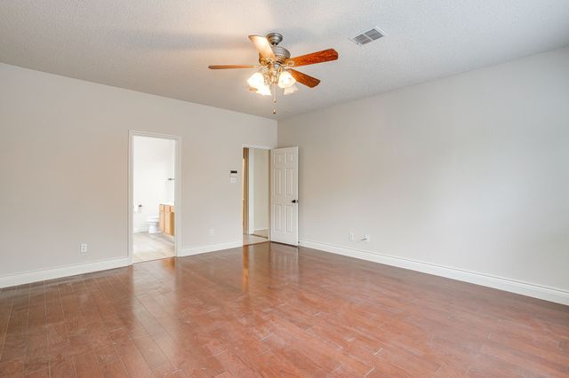 4216 Birch Creek Road, Fort Worth, TX 76244