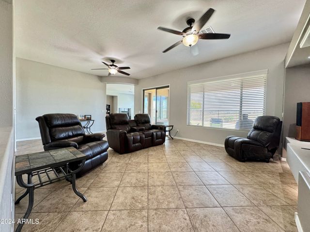 4905 W MAGELLAN Drive, New River, AZ 85087