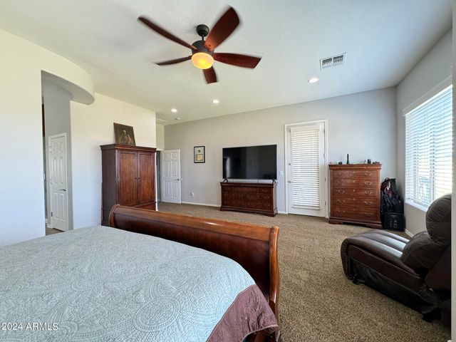 4905 W MAGELLAN Drive, New River, AZ 85087