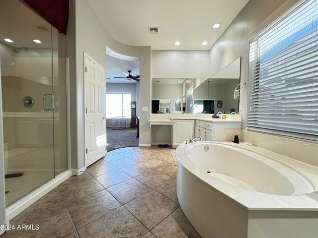 4905 W MAGELLAN Drive, New River, AZ 85087