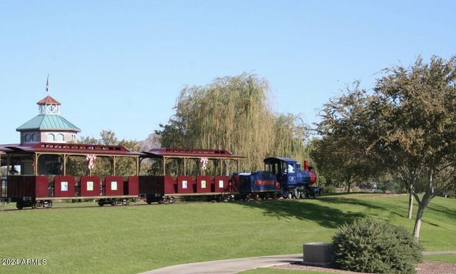 4905 W MAGELLAN Drive, New River, AZ 85087