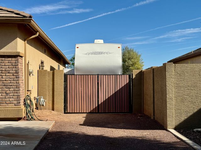 4905 W MAGELLAN Drive, New River, AZ 85087