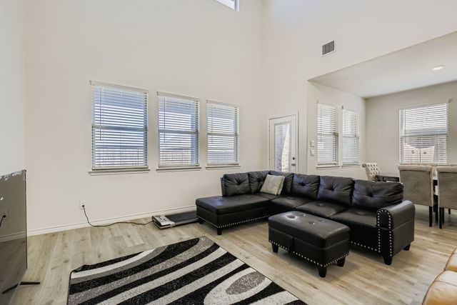 401 Warbler Way, Caddo Mills, TX 75135