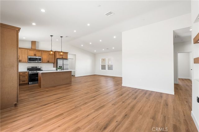 21860 Bancroft Drive, California City, CA 93505