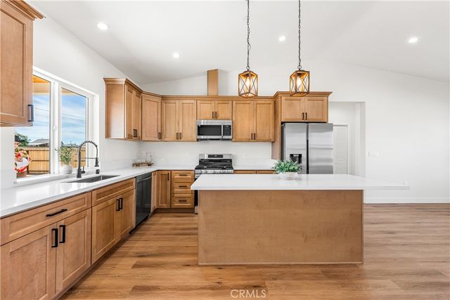 21860 Bancroft Drive, California City, CA 93505