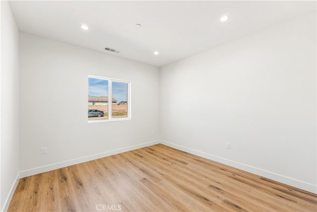 21860 Bancroft Drive, California City, CA 93505