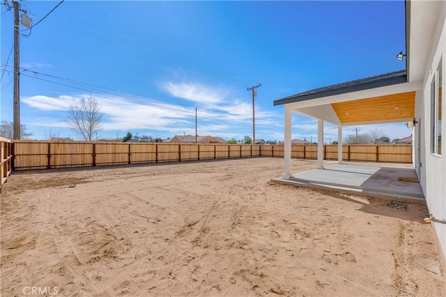 21860 Bancroft Drive, California City, CA 93505