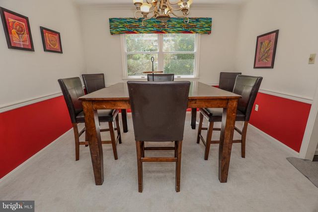 1017 CRYSTAL CREEK DR, Mechanicsburg, PA 17050