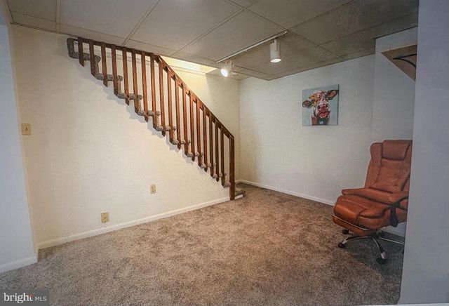 1017 CRYSTAL CREEK DR, Mechanicsburg, PA 17050