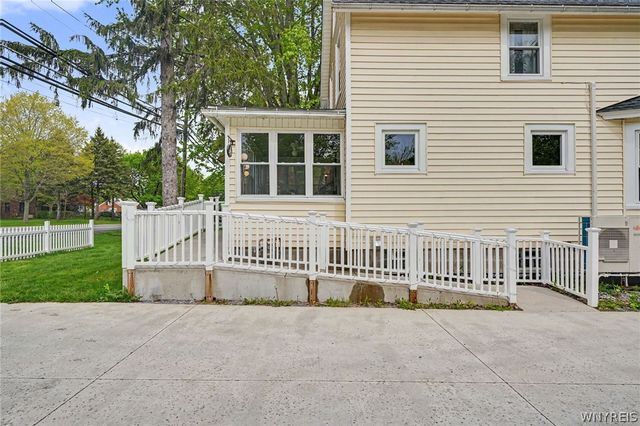 6244 Boston State Road, Hamburg, NY 14075