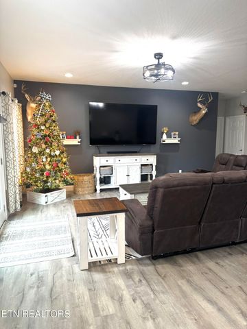 138 Lakeside Drive, Kingston, TN 37763