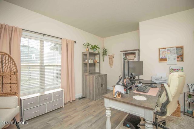 138 Lakeside Drive, Kingston, TN 37763