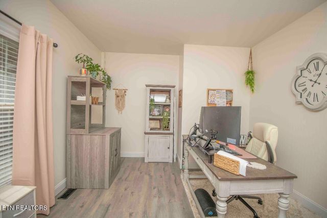 138 Lakeside Drive, Kingston, TN 37763