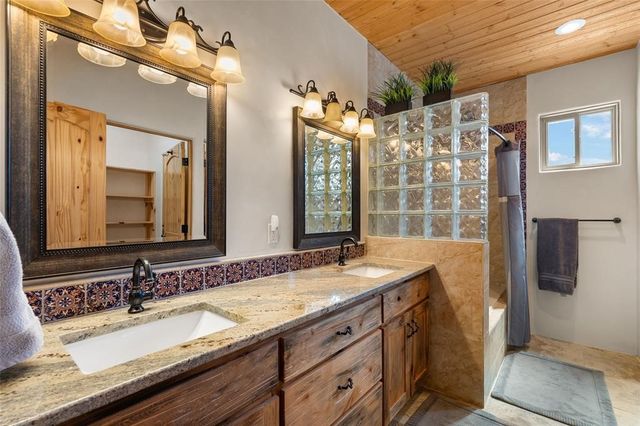 505 Juniper Drive B, Santa Fe, NM 87501