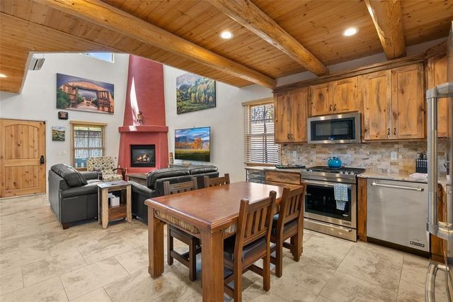 505 Juniper Drive B, Santa Fe, NM 87501