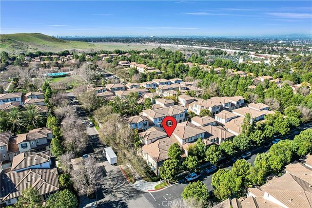 229 Dewdrop, Irvine, CA 92603