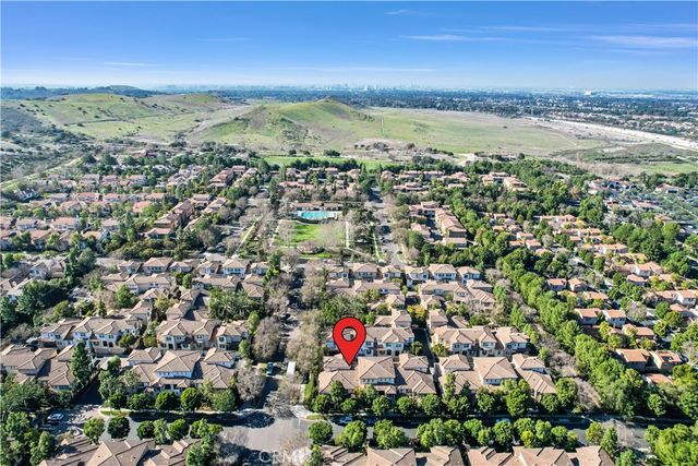 229 Dewdrop, Irvine, CA 92603