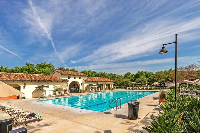 229 Dewdrop, Irvine, CA 92603