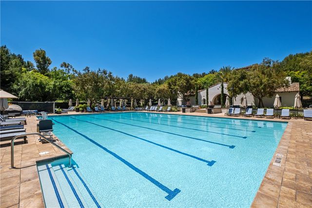 229 Dewdrop, Irvine, CA 92603