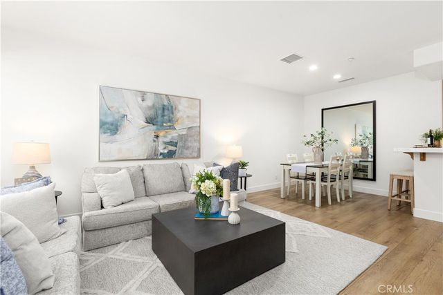 229 Dewdrop, Irvine, CA 92603